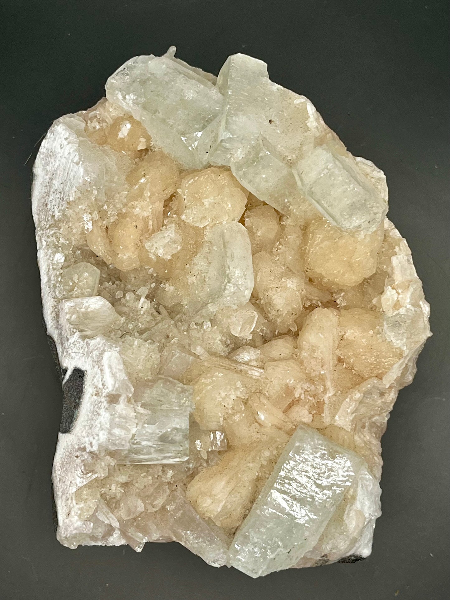 Apophyllite and Stilbite