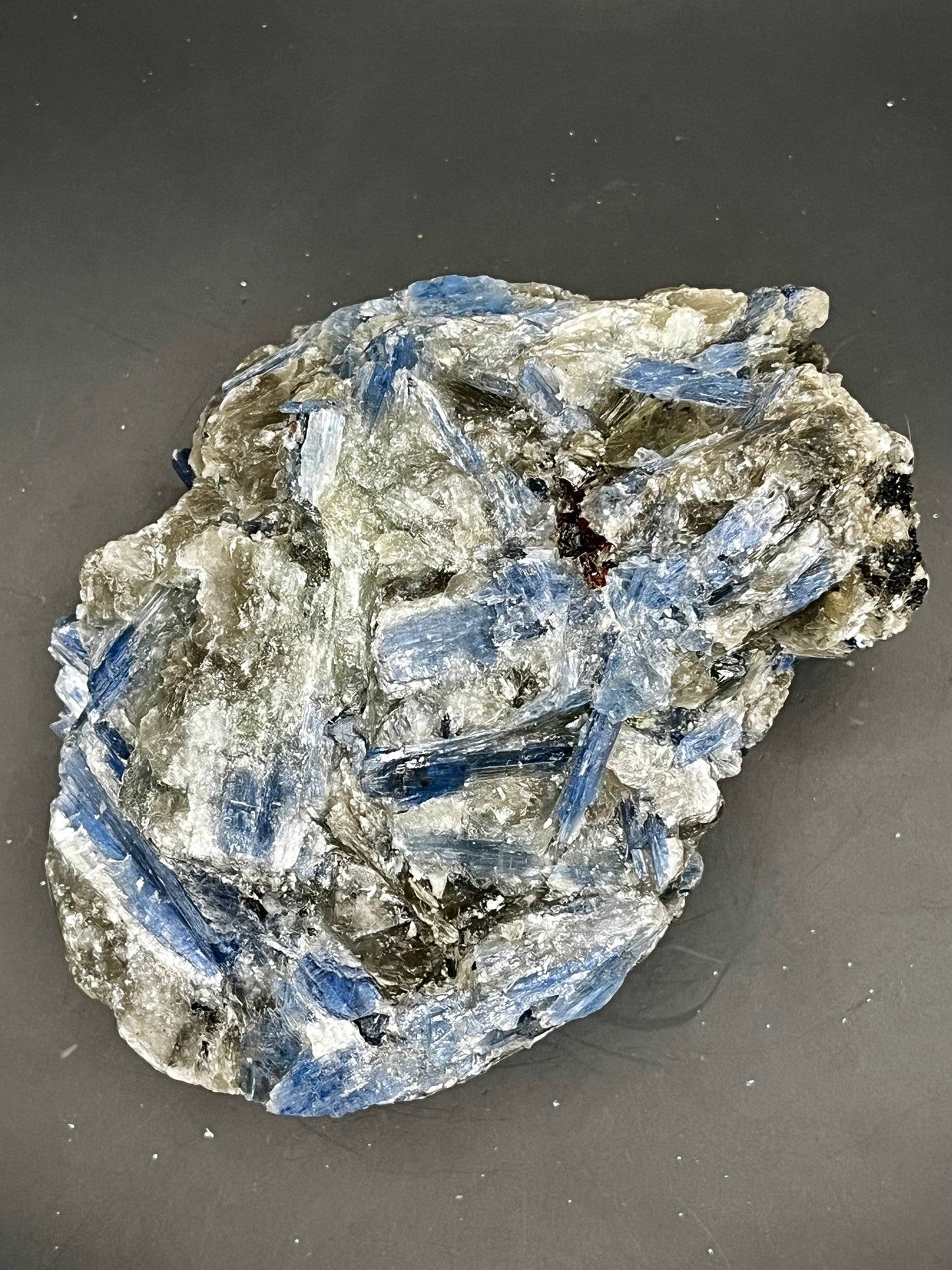 Kyanite Mica and Garnet